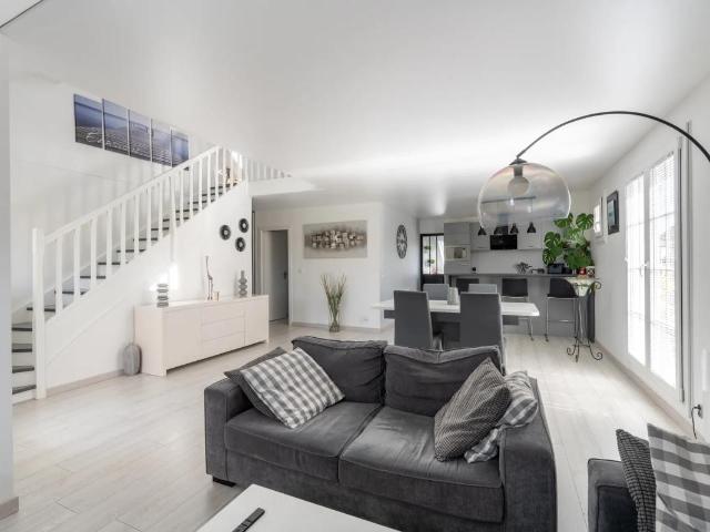 Port Cergy Duplex lumineux 4P avec terrasses