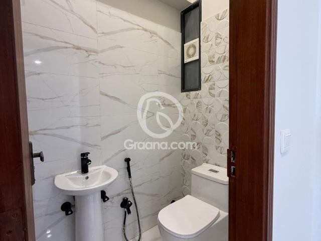 950 Ft² Flat for Sale