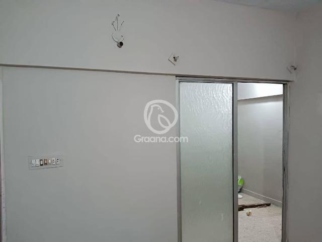 950 Ft² Flat for Sale