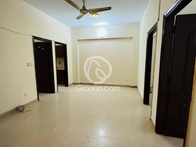 950 Ft² Flat for Sale