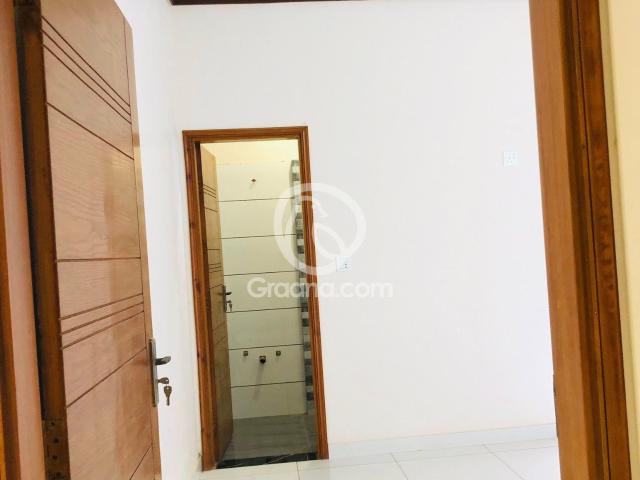 950 Ft² Flat for Sale