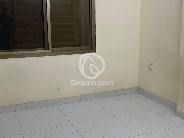 950 Ft² Flat for Rent