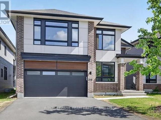 950 Islington Way, Ottawa, ON, K1A 0T7 house for sale | Listing ID X13229 | Royal LePage
