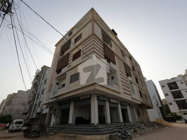 950 Square Feet Flat In Scheme 33 Of Karachi Is Available For Sale