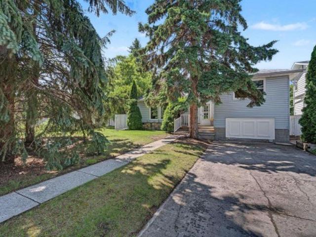 9516 Street, Edmonton, AB, T5R 1X4 house for sale | Listing ID E4497 | Royal LePage