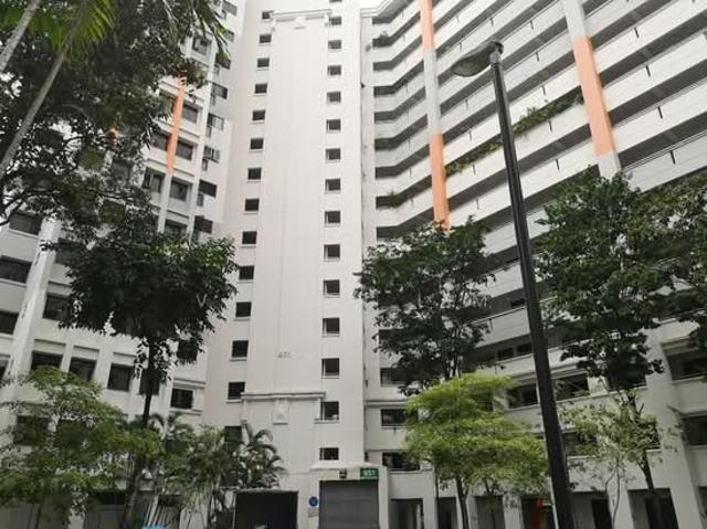 951 HOUGANG AVENUE 9