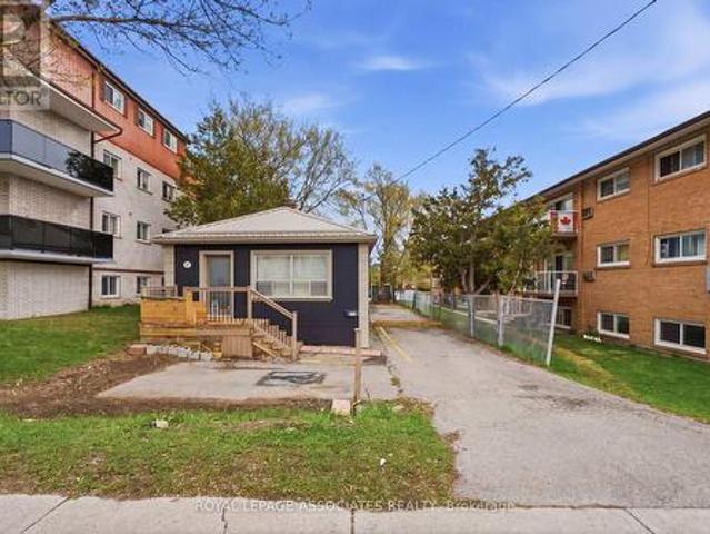 951 Simcoe Street N, Oshawa, ON, L1G 4W3 commercial for sale | Listing ID E13556 | Royal LePage