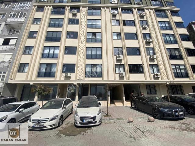 952 merter'de Satılık Sıfır Dükkan 56m² Metroya Yakın