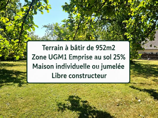 952m2 de terrain à bâtir pour 1 ou 2 maisons