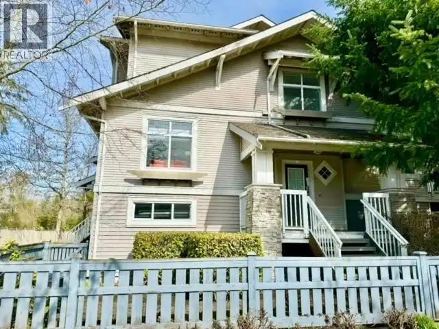 9533 GRANVILLE AVENUE