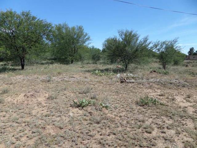 954 m² Land available in Oviston