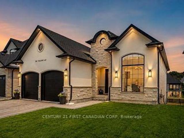 956 Trailsway Avenue, London South B, ON, N6K 0K7 house for sale | Listing ID X13611 | Royal LePage