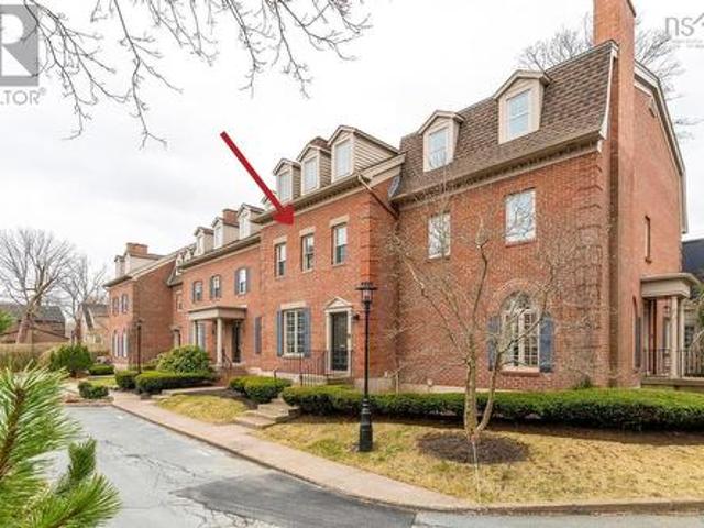 958 Lindola Place, Halifax, NS, B3H 4M1 Luxury Townhouse for sale | Listing ID 202507 | Royal LePage Carriage Trade Luxury Properties