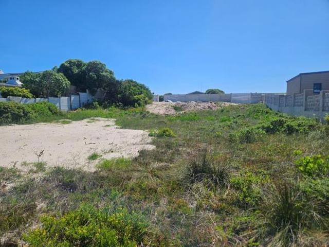 958 m² Land available in Pearly Beach