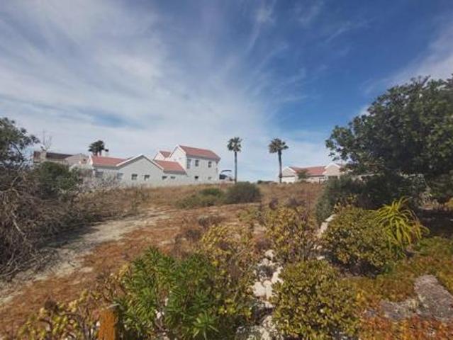 958 m² Land available in Port Owen