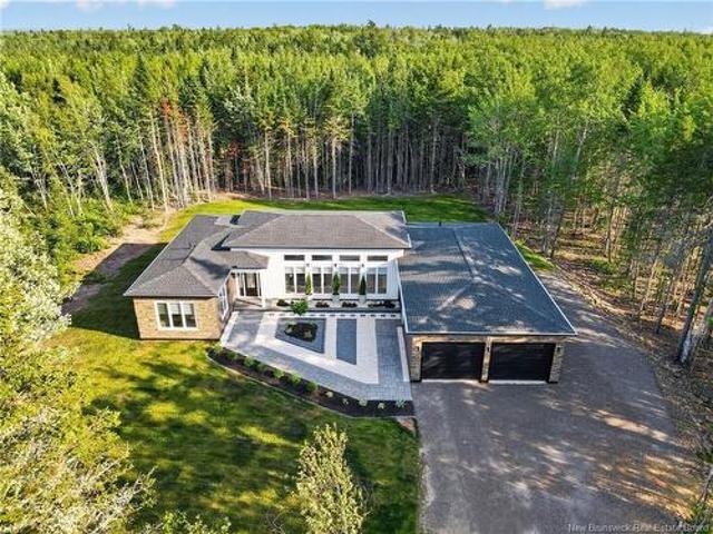95 Via Roma Wy, Irishtown, NB, E1H 0H9 Luxury House for sale | Listing ID NB144273 | Royal LePage Carriage Trade Luxury Properties