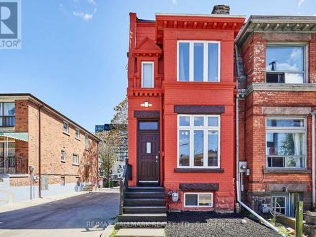 95 Wolseley Street, Toronto, ON, M5T 1A4 house for sale | Listing ID C13536 | Royal LePage