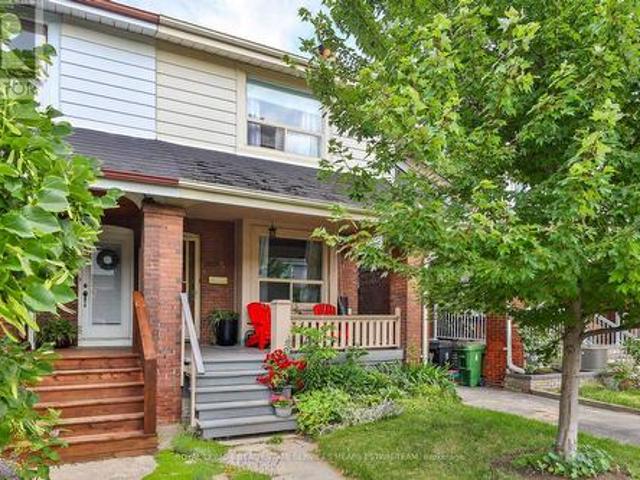 95 Caithness Avenue, Toronto, ON, M4J 3X9 house for lease | Listing ID E13572 | Royal LePage