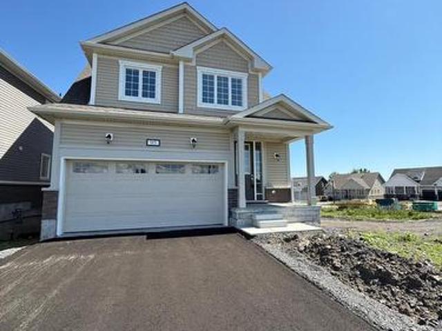 95 Royal Oak Crescent, Loyalist, ON, K0H 1G0 house for lease | Listing ID X13540 | Royal LePage