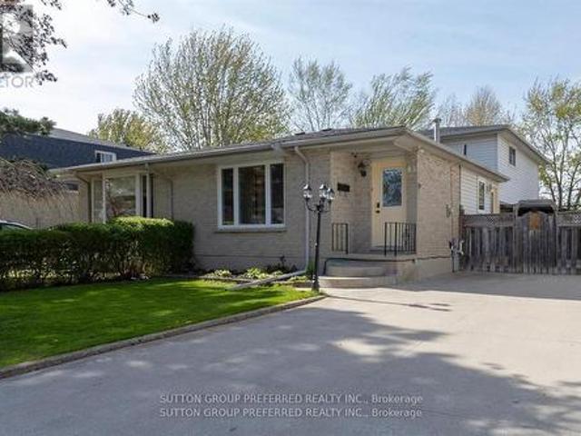 95 Scotchmere Crescent, London South X, ON, N6E 1Z9 house for sale | Listing ID X13514 | Royal LePage