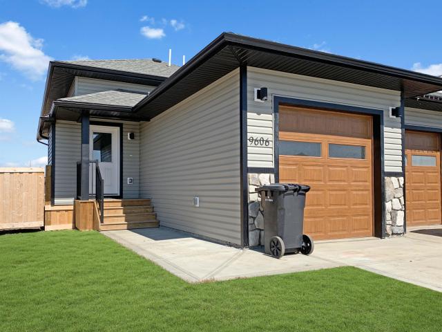 9606 A 113 Avenue Clairmont AB T8X 5C5