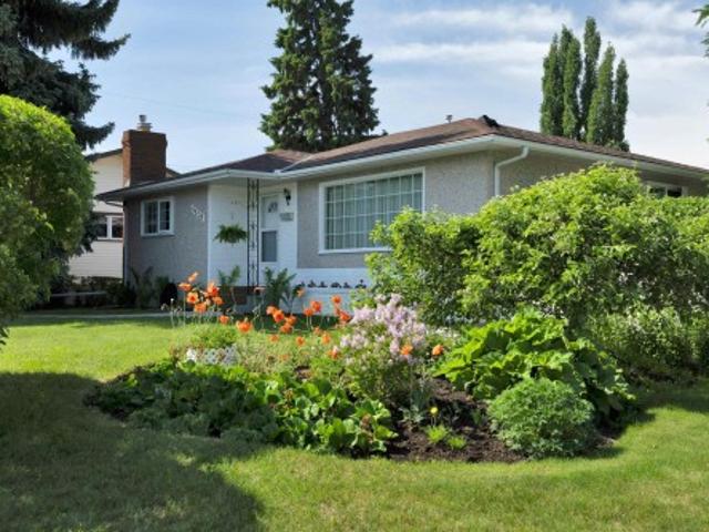 9608 67A Street, Edmonton, AB, T6B 1S1 house for sale | Listing ID E4494 | Royal LePage