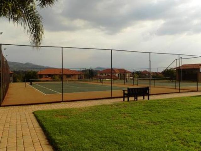 960 m² Land available in Birdwood Estate
