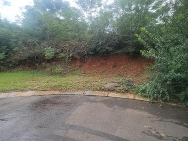 960 m² Land available in Birdwood Estate