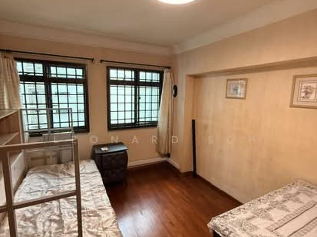 961 HOUGANG AVENUE 9
