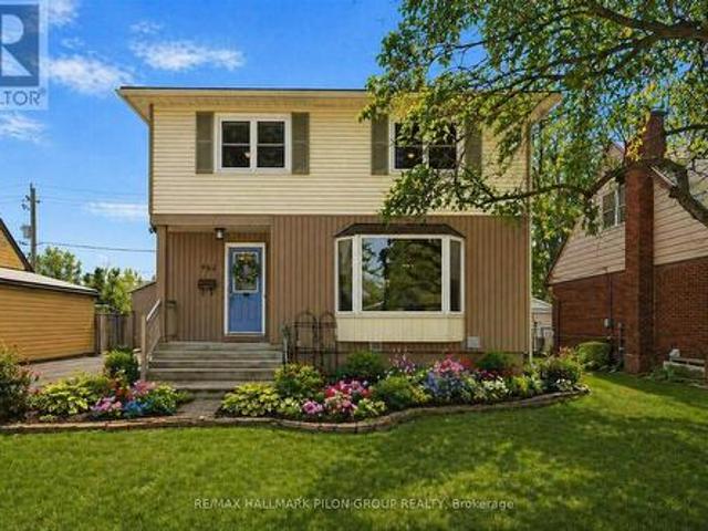 962 Weston Drive, Ottawa, ON, K1G 1X2 house for sale | Listing ID X13451 | Royal LePage