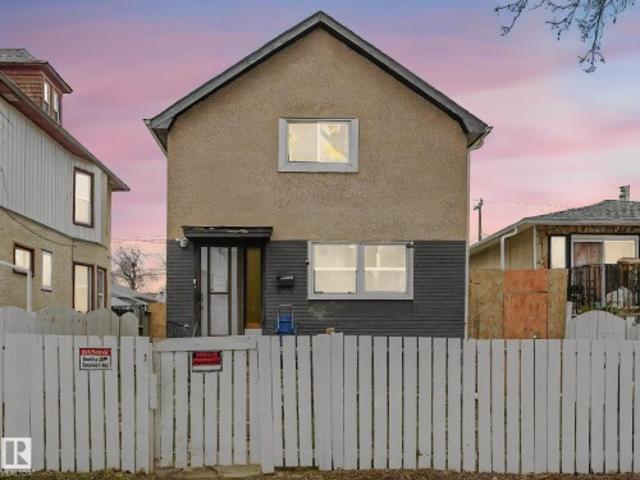 9632 A Avenue, Edmonton, AB, T5H 0T2 house for sale | Listing ID E4484 | Royal LePage