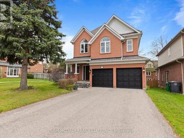 964 Queen Street W, Mississauga, ON, L5H 4J7 house for sale | Listing ID W13146 | Royal LePage