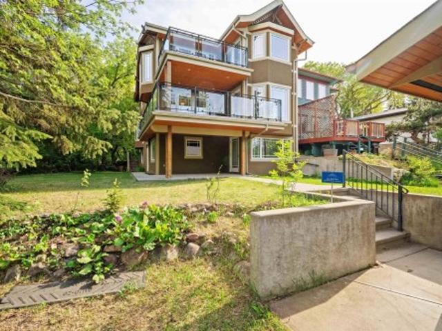 9652 86 Avenue Nw, Edmonton, AB, T6C 1J9 house for sale | Listing ID E4499 | Royal LePage