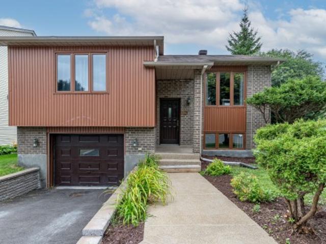 965 Rue De Belgrade O. Laval Auteuil, QC, H7K 3K6 house for sale | Listing ID 19394 | Royal LePage