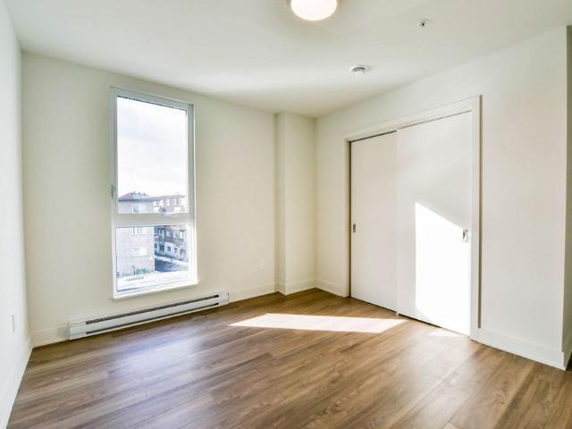 9675 Av. Papineau