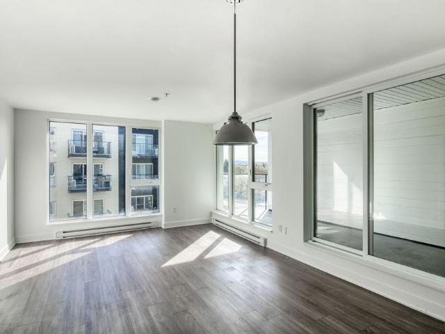 9675 Av. Papineau