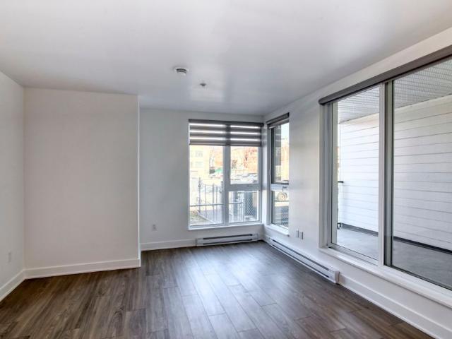 9675 Av. Papineau