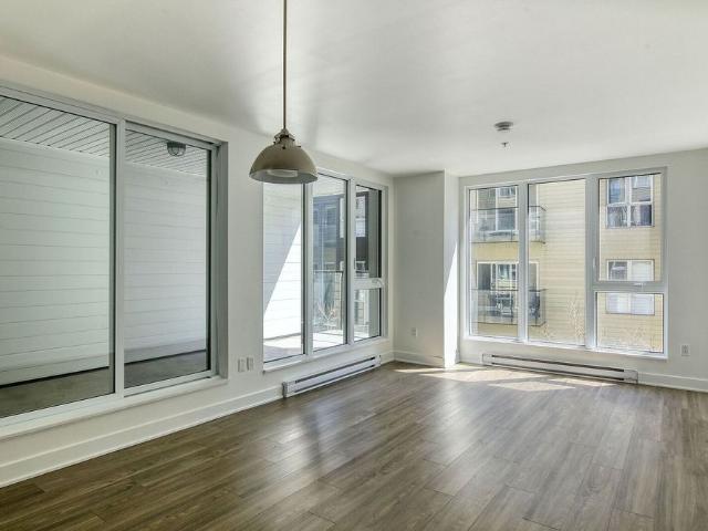 9675 Papineau