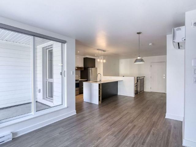 9675 Papineau
