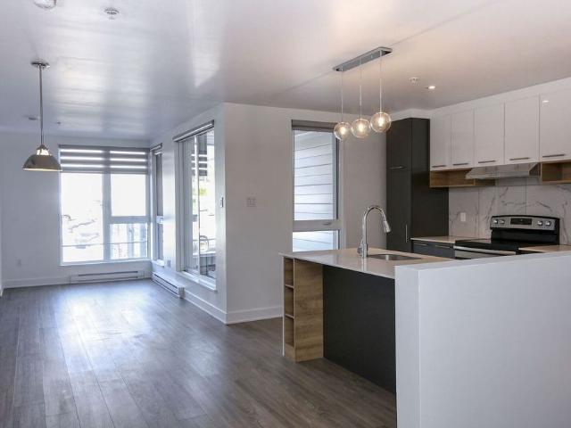 9675 Papineau