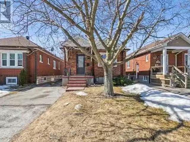 96 Third Street, Toronto, ON, M8V 2X9 house for sale Listin.