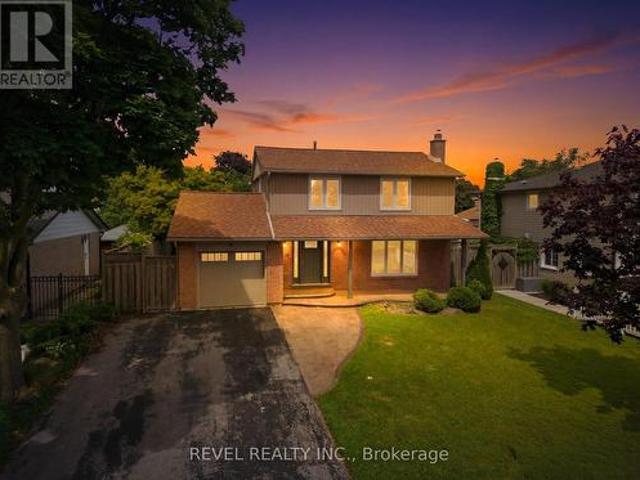 96 Bolland Crescent, Ajax, ON, L1S 3G9 house for sale | Listing ID E13515 | Royal LePage