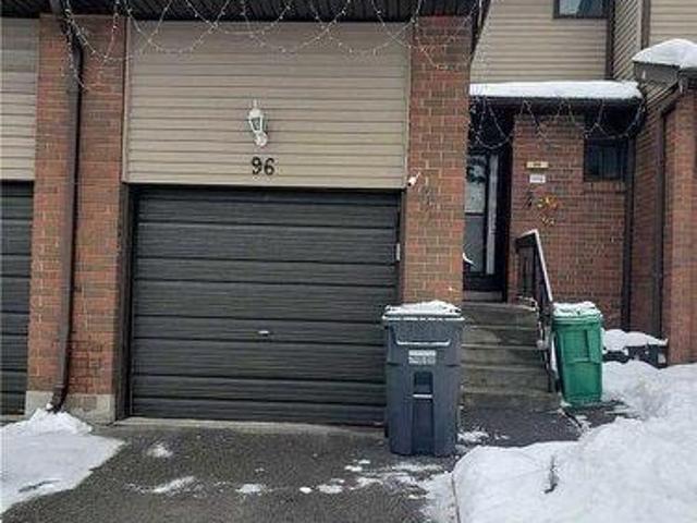 96 Carleton Place, Brampton, ON, L6T 3Z4 townhouse for sale | Listing ID W11991 | Royal LePage