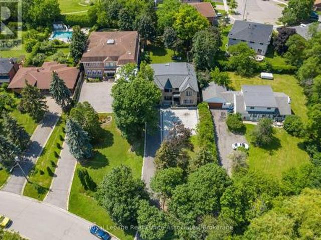 96 Elmcrest Road, Toronto, ON, M9C 3R9 house for sale | Listing ID W13051 | Royal LePage