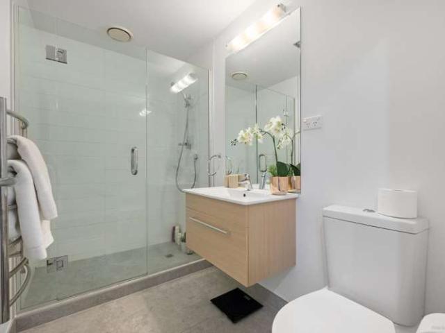 96 Naples Way, Albany, North Shore City
