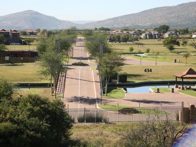 970 m² Land available in The Island Estates