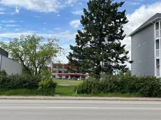 9716 100 Avenue, Grande Prairie, AB, T8V 0T4 commercial for.