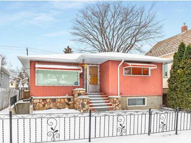 9724 87 AV NW Edmonton Alberta