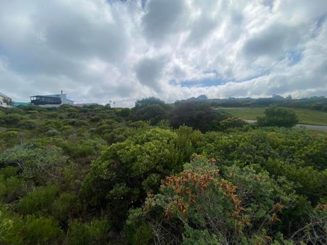 972 m² Land available in Pearly Beach