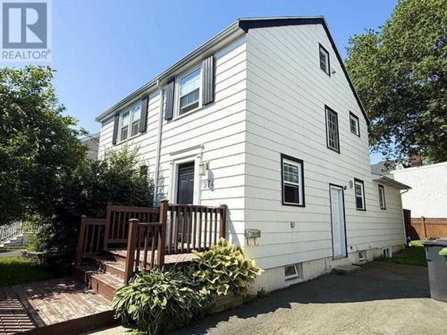 974 Mclean Street, Halifax, NS, B3H 2V1 house for sale | Listing ID 202617 | Royal LePage